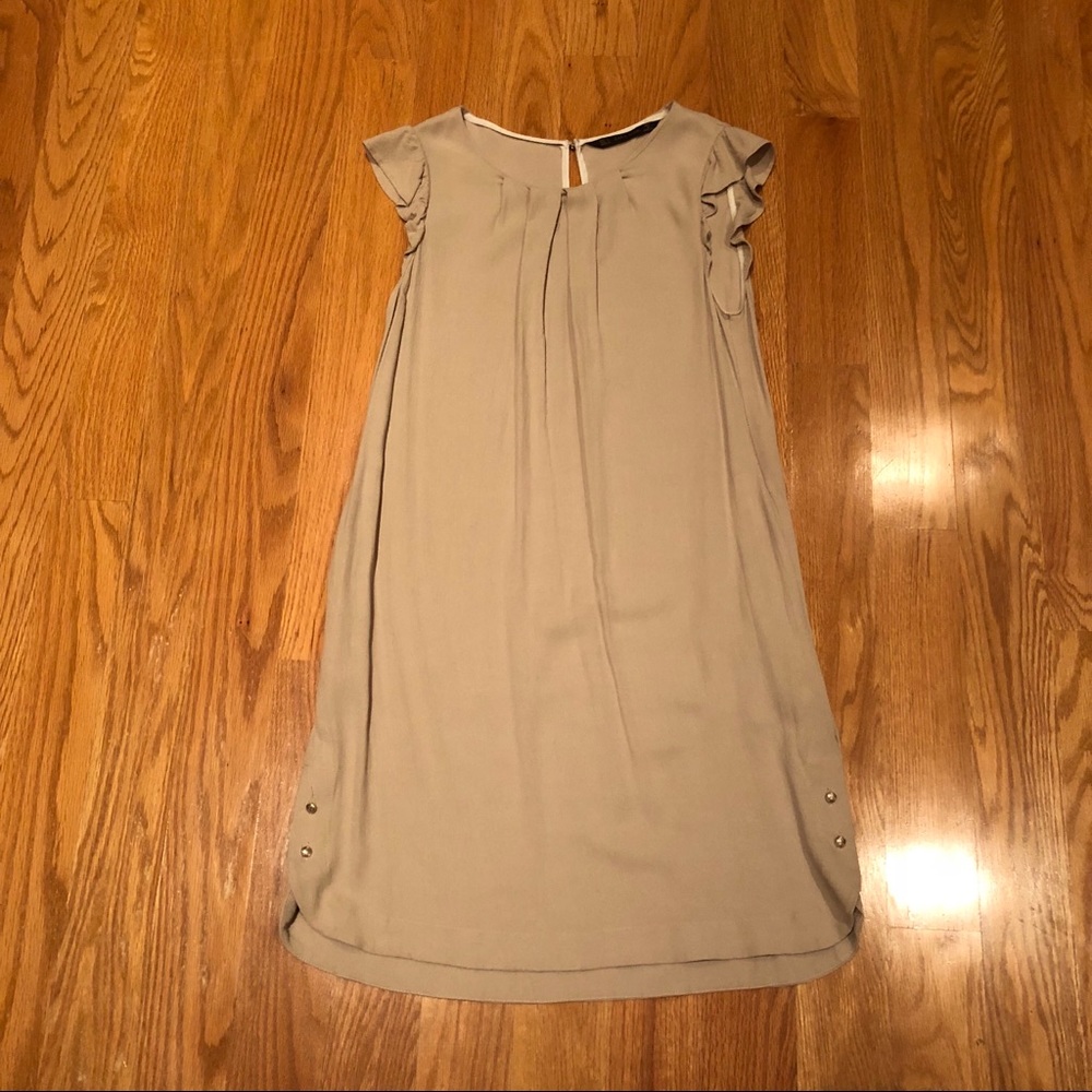 Zara: taupe dress with pockets